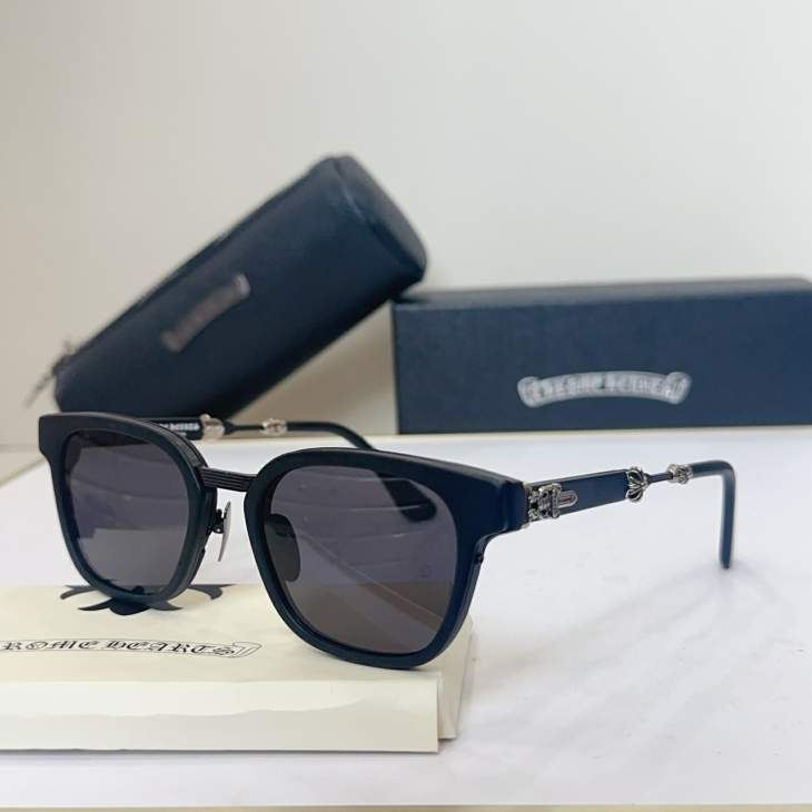 Picture of Chrome Hearts Sunglasses _SKUfw76034329fw